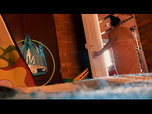 ❤️ Amcam beni duşa kadar takip ediyor, ben duş alırken beni sikiyor. ❤ Seks videosu bize %tr.eviewporn.ru ﹏